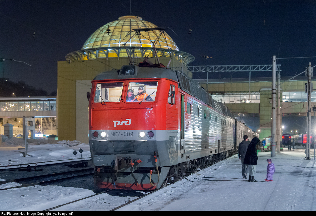 Поезд до уфы. Поезд Уфа Челябинск. Поезд метро Уфа. Уфа поезд красиво. Поезд Уфа Петропавловск.