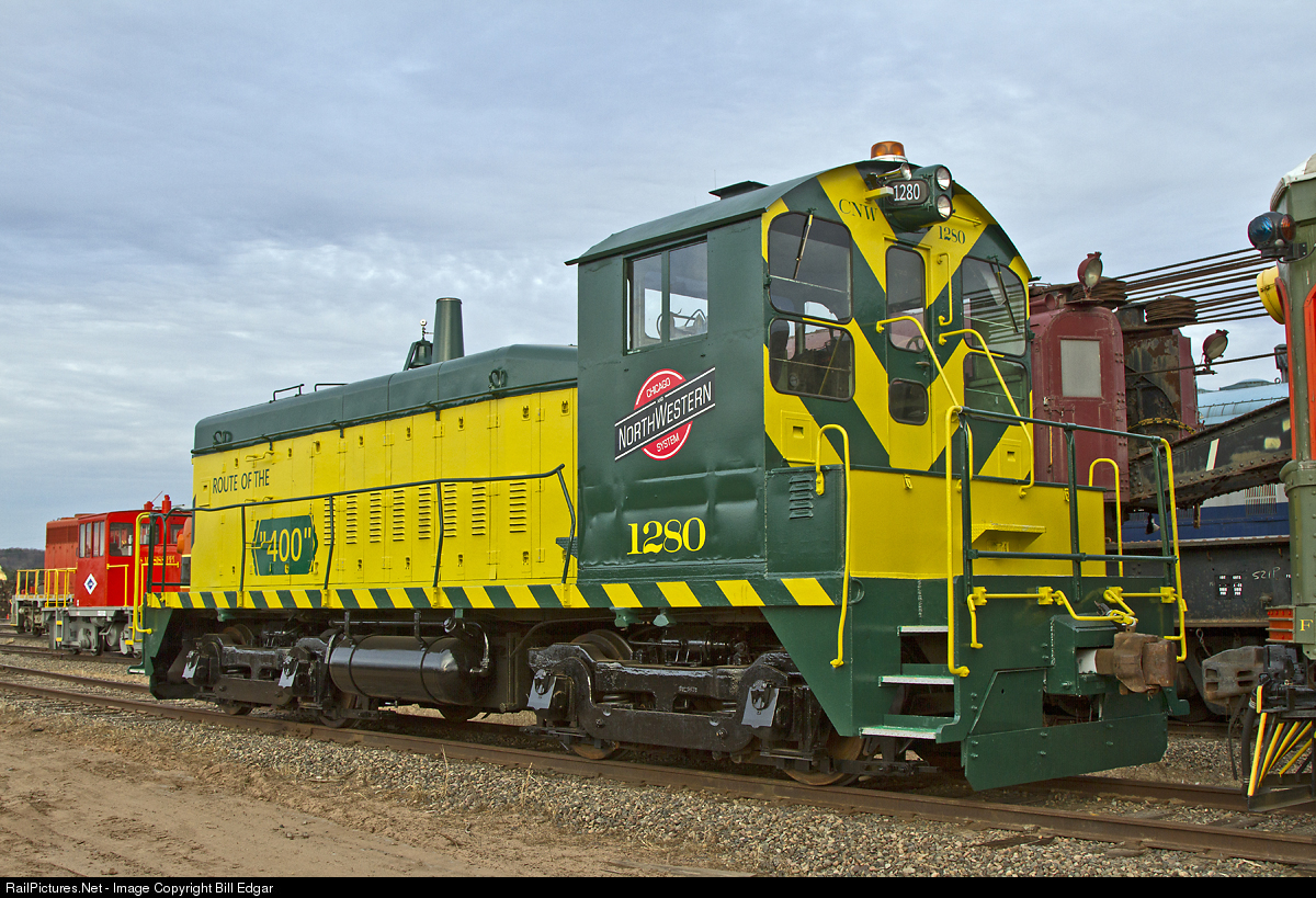 Railpictures Net Photo Cnw 1280 Chicago North Western Railroad Sw600 At Trego Wisconsin By Bill Edgar